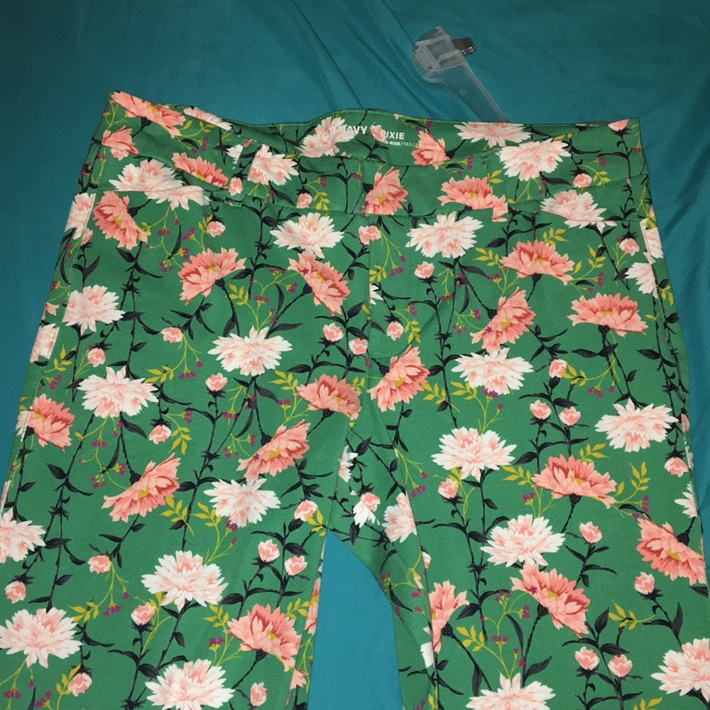 Green Floral Pixie Pant